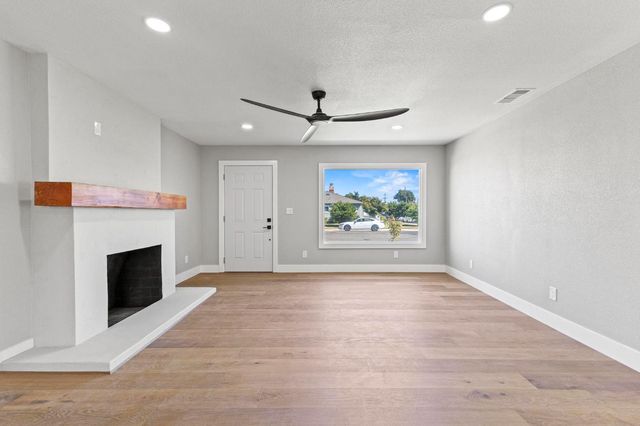 130 E 14th St, Marysville, CA 95901