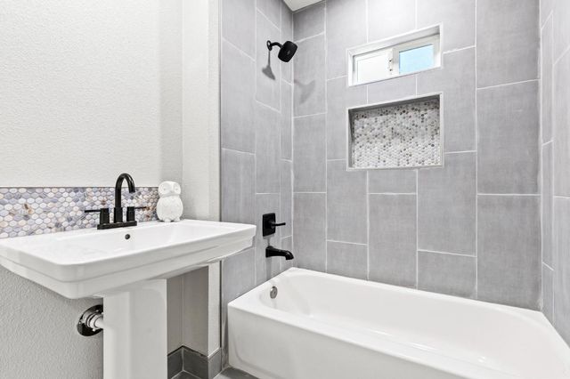 130 E 14th St, Marysville, CA 95901
