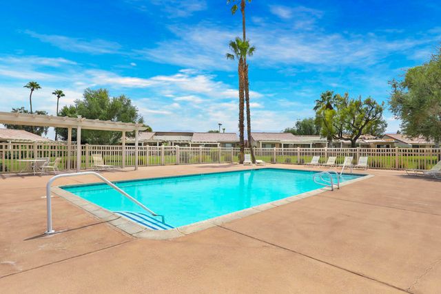 40360 Bay Hill Way, Palm Desert, CA 92211