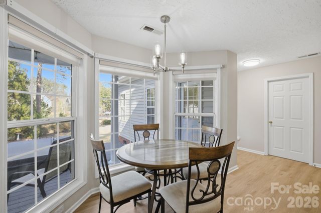 9372 Island Point Road, Sherrills Ford, NC 28673