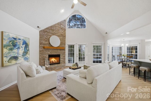 9372 Island Point Road, Sherrills Ford, NC 28673