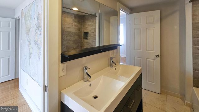 2066 E FLETCHER ST, Philadelphia, PA 19125