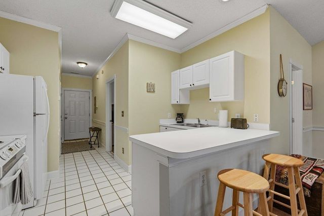674 Riverwalk Dr Unit 302, Myrtle Beach, SC 29579