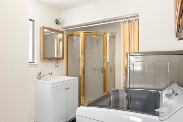 6305 W 6th St, Rio Linda, CA 95673