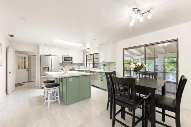 6305 W 6th St, Rio Linda, CA 95673