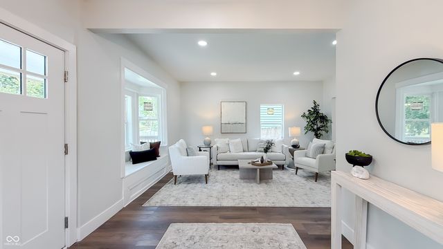 1521 N Temple Avenue, Indianapolis, IN 46201