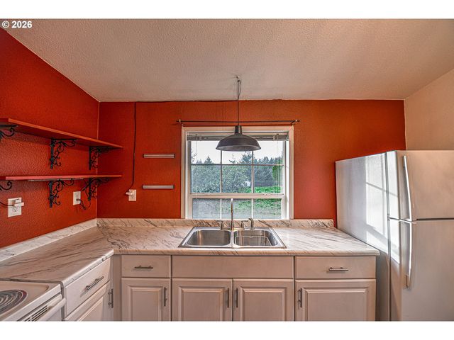 79988 STEWART CREEK Rd, Clatskanie, OR 97016