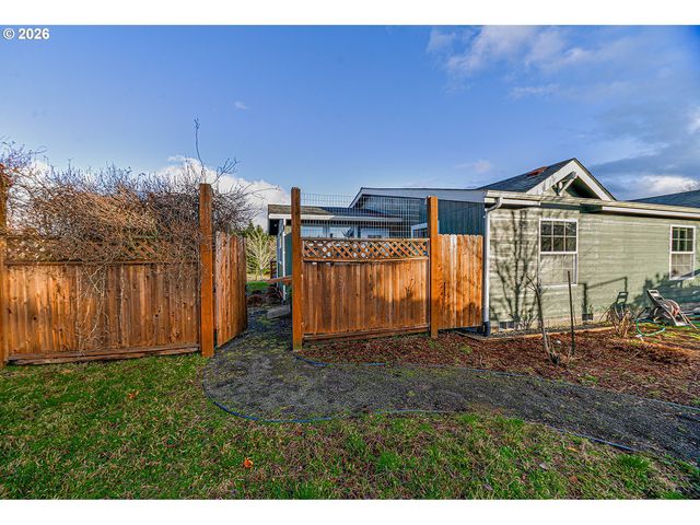 79988 STEWART CREEK Rd, Clatskanie, OR 97016