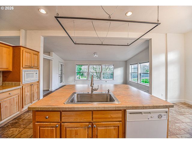 79988 STEWART CREEK Rd, Clatskanie, OR 97016