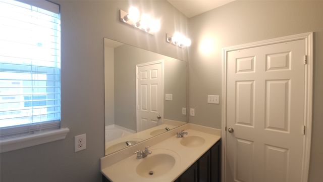 7713 Tudanca Trail, Fort Worth, TX 76131