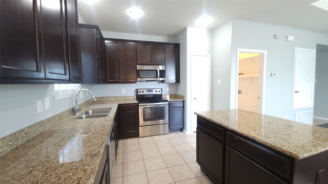 7713 Tudanca Trail, Fort Worth, TX 76131