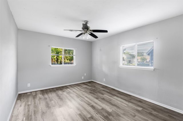 105 Graham Street, Baytown, TX 77520