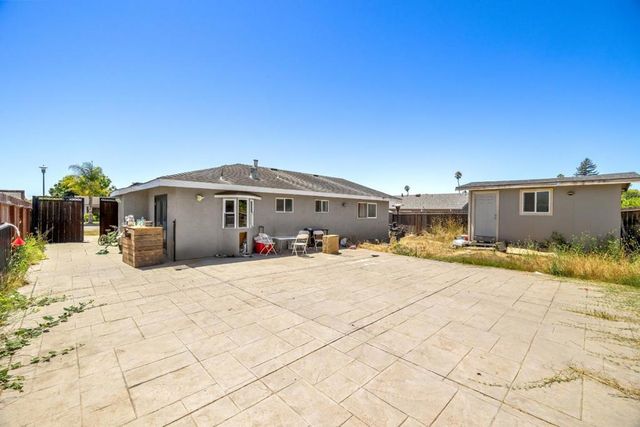 141 Trinity Avenue, Watsonville, CA 95076