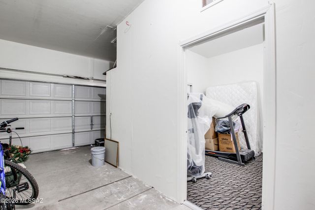 1998 S Sylvester Drive, Tucson, AZ 85713