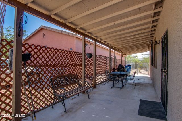 1998 S Sylvester Drive, Tucson, AZ 85713