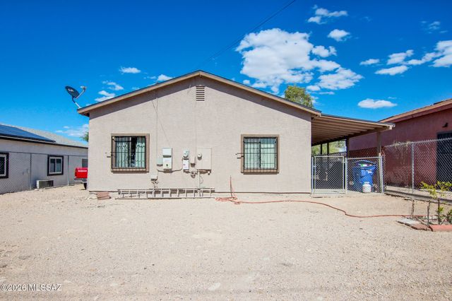 1998 S Sylvester Drive, Tucson, AZ 85713