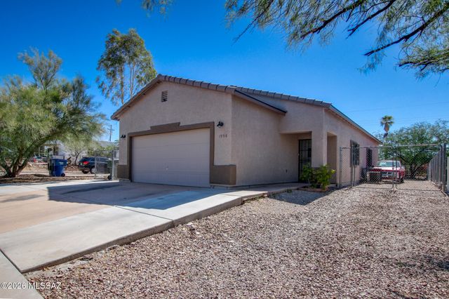 1998 S Sylvester Drive, Tucson, AZ 85713