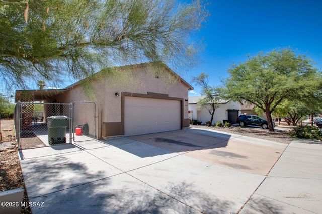 1998 S Sylvester Drive, Tucson, AZ 85713