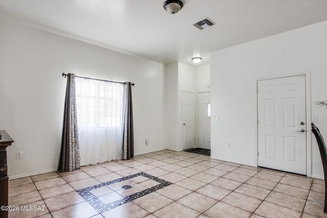 1998 S Sylvester Drive, Tucson, AZ 85713