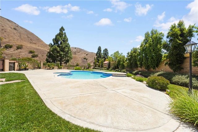 24410 Via Lomas De Yorba East, Yorba Linda, CA 92887