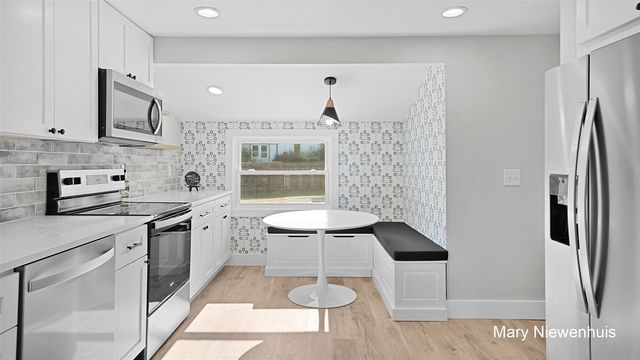 10219 W Sidney Road, Greenville, MI 48838
