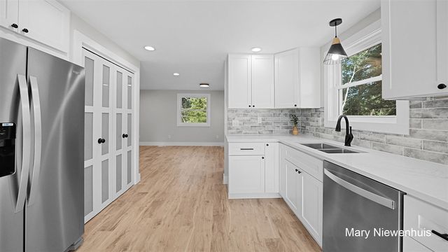 10219 W Sidney Road, Greenville, MI 48838