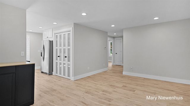 10219 W Sidney Road, Greenville, MI 48838