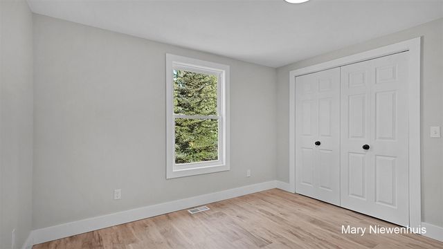 10219 W Sidney Road, Greenville, MI 48838