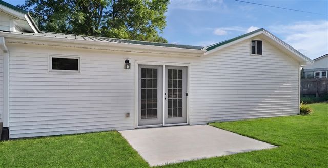 10219 W Sidney Road, Greenville, MI 48838