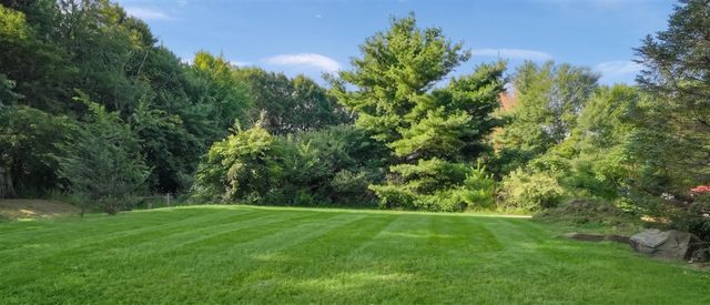 10219 W Sidney Road, Greenville, MI 48838