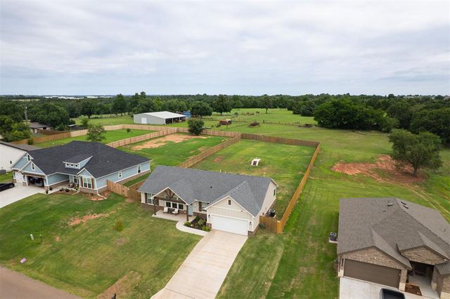 1560 Prairie Vista, Guthrie, OK 73044