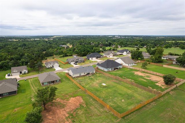 1560 Prairie Vista, Guthrie, OK 73044