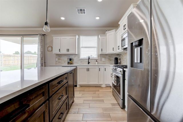 1560 Prairie Vista, Guthrie, OK 73044