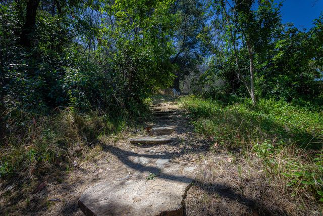 41518 Sierra Drive, Three Rivers, CA 93271