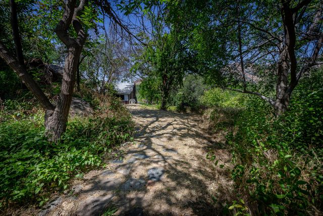 41518 Sierra Drive, Three Rivers, CA 93271