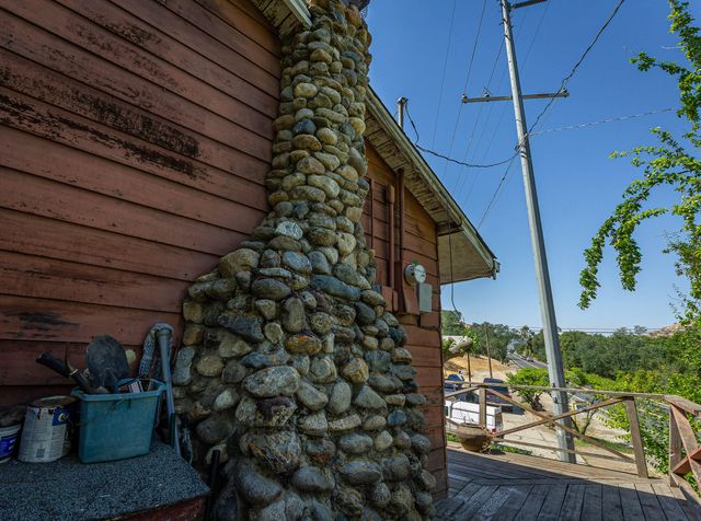 41518 Sierra Drive, Three Rivers, CA 93271