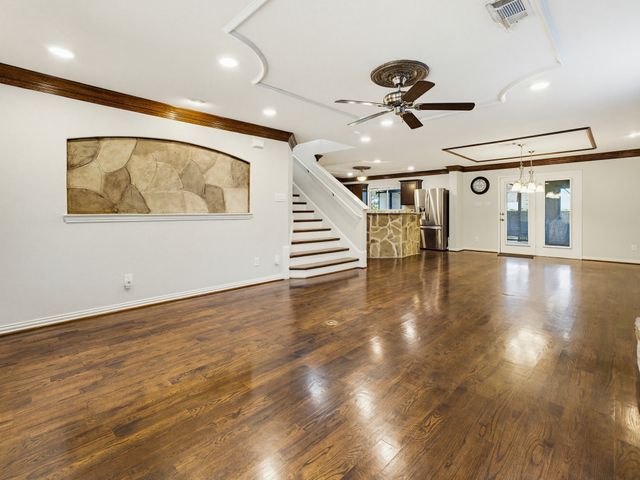 345 Chalkstone Drive, Fort Worth, TX 76131