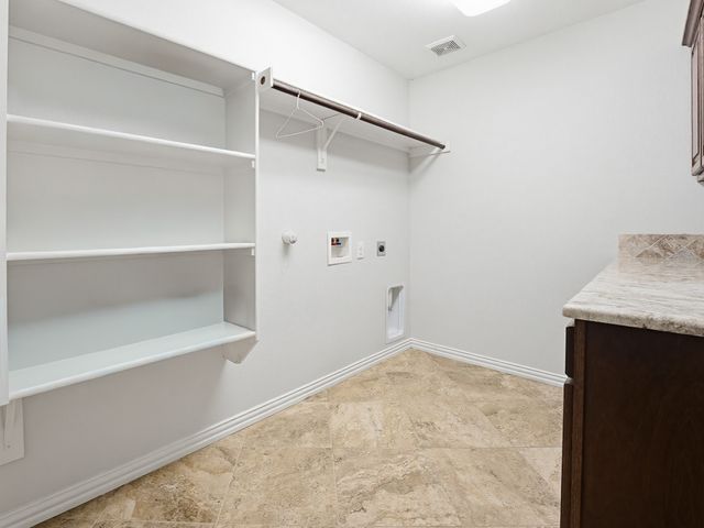 345 Chalkstone Drive, Fort Worth, TX 76131