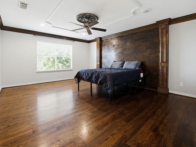 345 Chalkstone Drive, Fort Worth, TX 76131