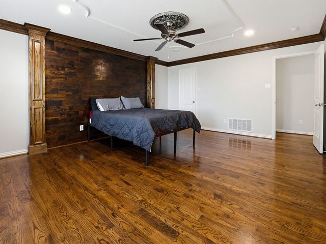 345 Chalkstone Drive, Fort Worth, TX 76131