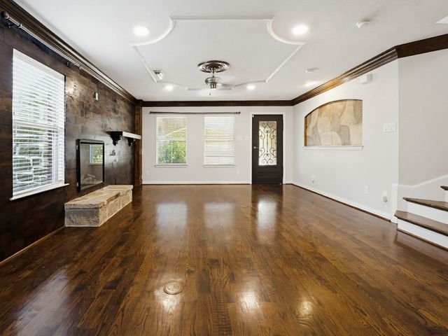 345 Chalkstone Drive, Fort Worth, TX 76131