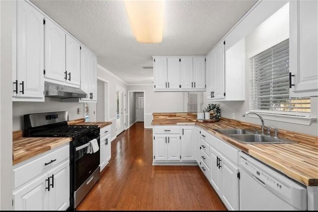 3790 Arlington Oaks Drive, Mobile, AL 36695