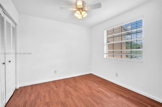 10369 NW 8th Street 204, Pembroke Pines, FL 33026