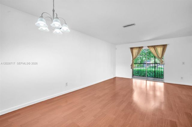 10369 NW 8th Street 204, Pembroke Pines, FL 33026