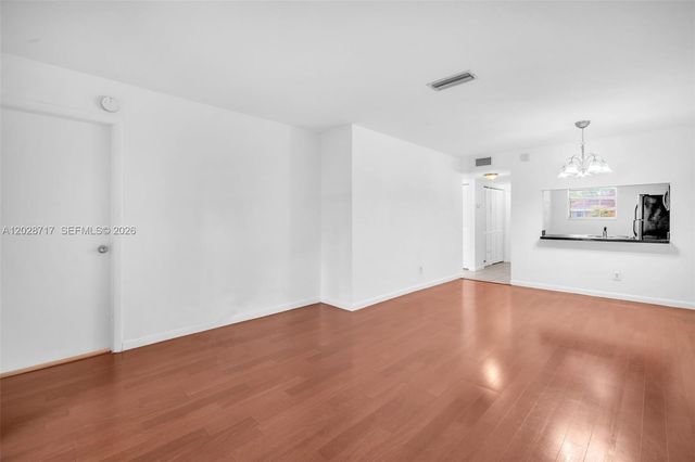 10369 NW 8th Street 204, Pembroke Pines, FL 33026