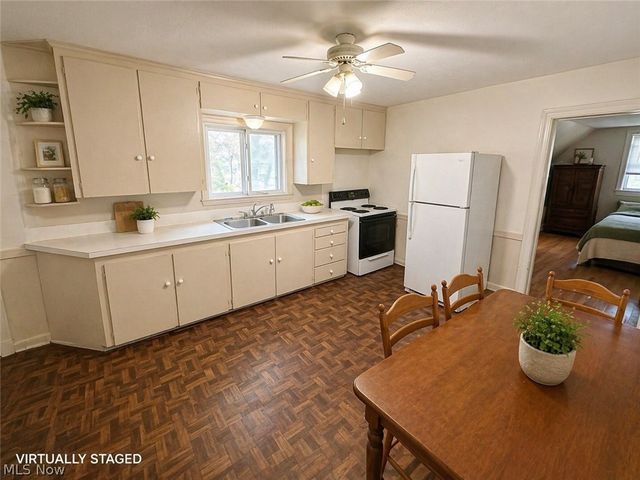 29734 Euclid Avenue, Wickliffe, OH 44092