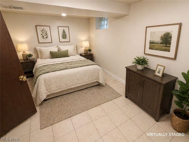 29734 Euclid Avenue, Wickliffe, OH 44092