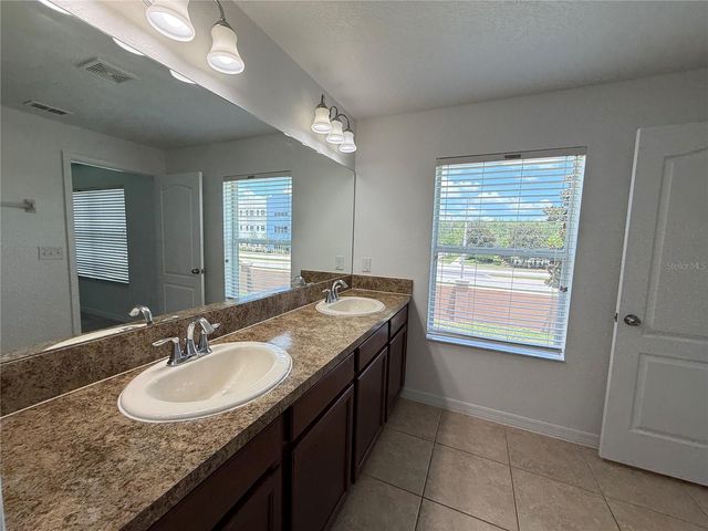 10713 SAVANNAH LANDING CIRCLE, Orlando, FL 32832