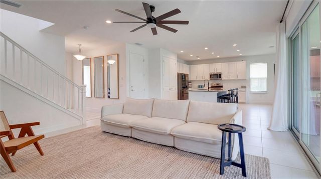 3338 GREAT BANYAN WAY, Wesley Chapel, FL 33543