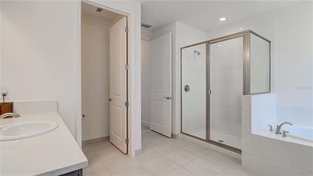3338 GREAT BANYAN WAY, Wesley Chapel, FL 33543